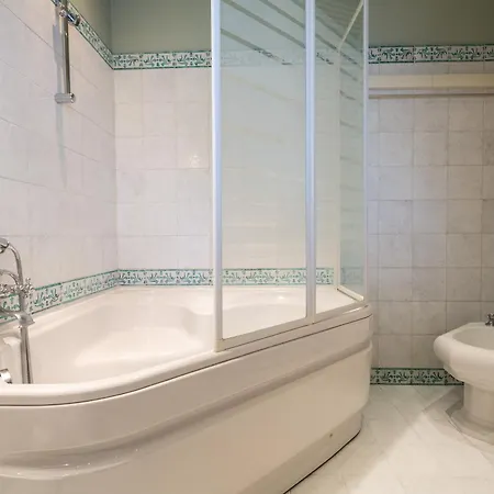 Le Bijou Des Orfevres Апартаменты *